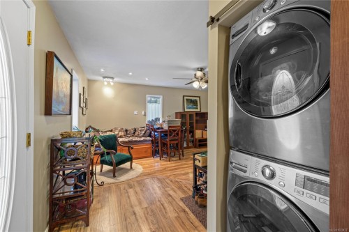 2763 Parker Rd, Nanoose Bay, BC 