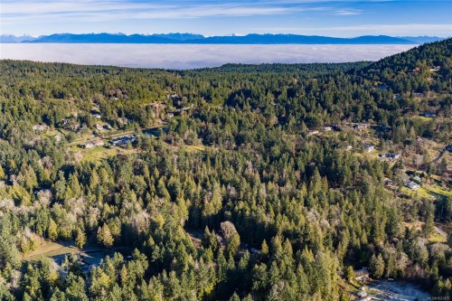 2763 Parker Rd, Nanoose Bay, BC 