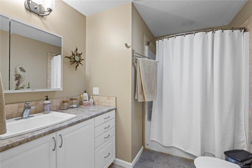 2763 Parker Rd, Nanoose Bay, BC 