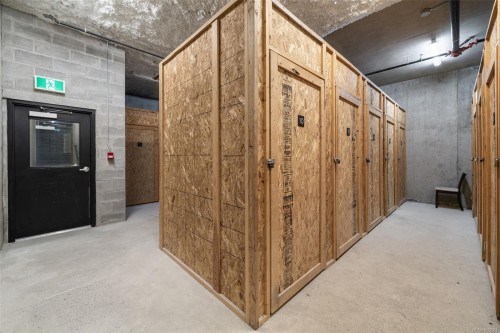 110-3815 Rowland Ave, Saanich, BC - Indoor Photo Showing Other Room