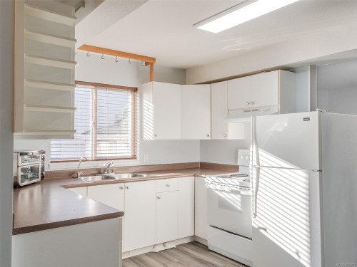 6614 Everest Dr, Nanaimo, BC 