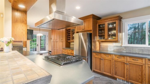 3200 Poppleton Rd, Nanaimo, BC 