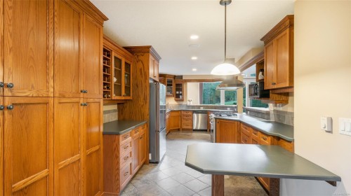 3200 Poppleton Rd, Nanaimo, BC 