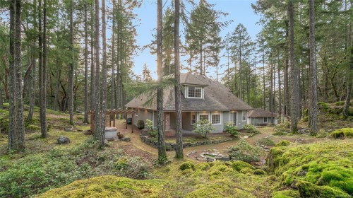 3200 Poppleton Rd, Nanaimo, BC 