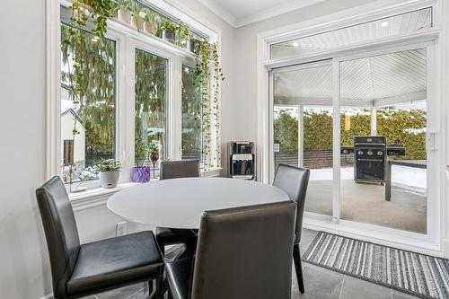Coin-repas - 614 Rue Du Sauvignon, Rosemère, QC - Indoor Photo Showing Dining Room