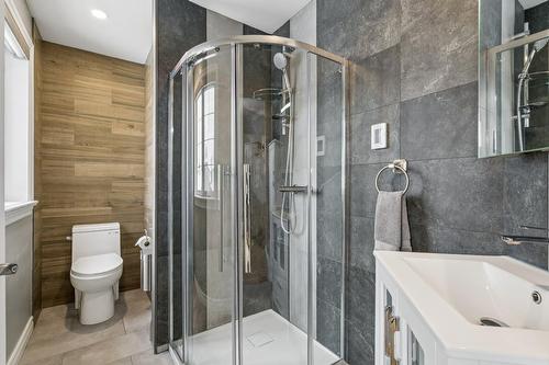 Salle de bains - 614 Rue Du Sauvignon, Rosemère, QC - Indoor Photo Showing Bathroom