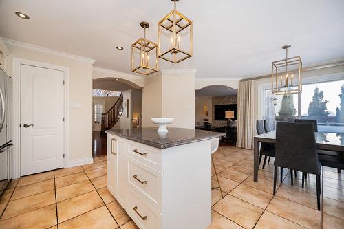 Cuisine - 2491 Rue Dalbis, Laval (Chomedey), QC - Indoor