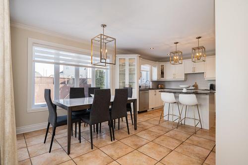 Coin-repas - 2491 Rue Dalbis, Laval (Chomedey), QC - Indoor Photo Showing Dining Room