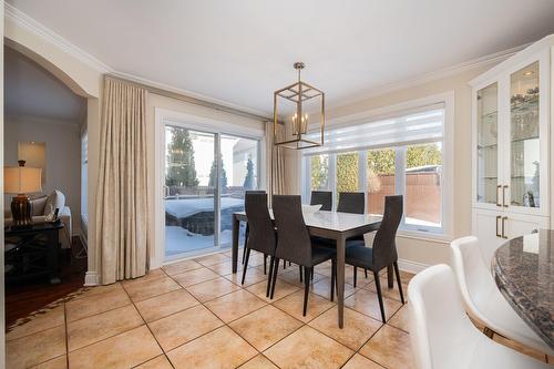 Coin-repas - 2491 Rue Dalbis, Laval (Chomedey), QC - Indoor Photo Showing Dining Room