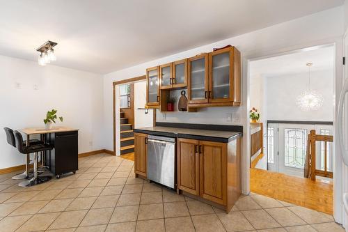 Coin-repas - 3370 Rue De L'Université, Longueuil (Saint-Hubert), QC - Indoor Photo Showing Kitchen