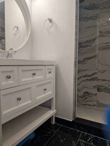 Salle de bains - 15 Av. Laurelwood, Pointe-Claire, QC - Indoor Photo Showing Bathroom