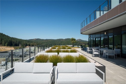 602-2000 Hannington Rd, Langford, BC - Outdoor