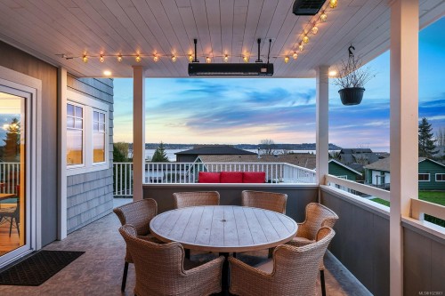 3839/3841 Ross Ave, Royston, BC 