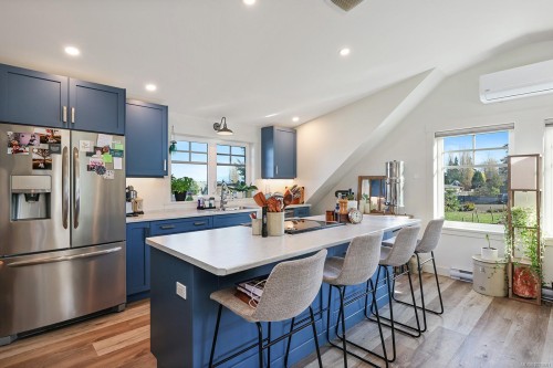 3839/3841 Ross Ave, Royston, BC 