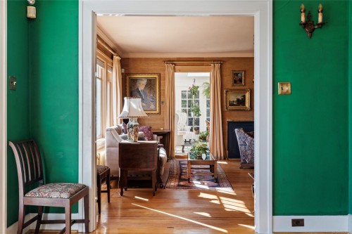 3045 Mcanally Rd, Saanich, BC 