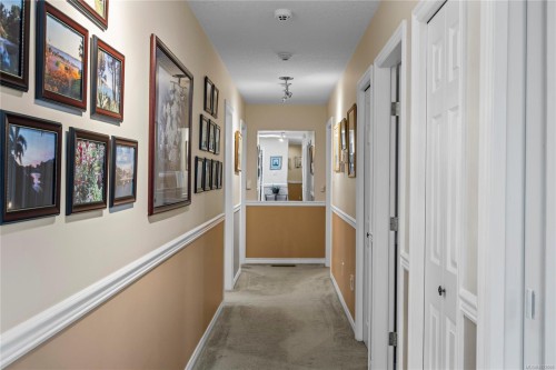 566 Crescent Rd West, Qualicum Beach, BC 