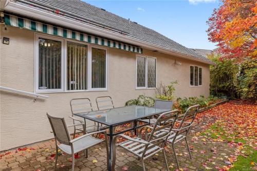 566 Crescent Rd West, Qualicum Beach, BC 