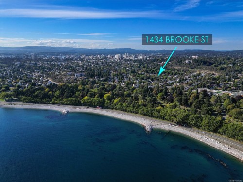 2-1434 Brooke St, Victoria, BC 