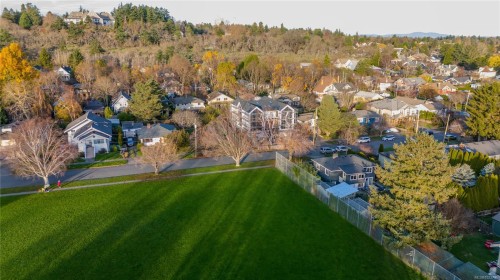 3-1434 Brooke St, Victoria, BC 