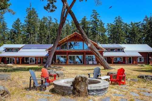 141 Mapleleaf Lane, Sidney Island, BC 