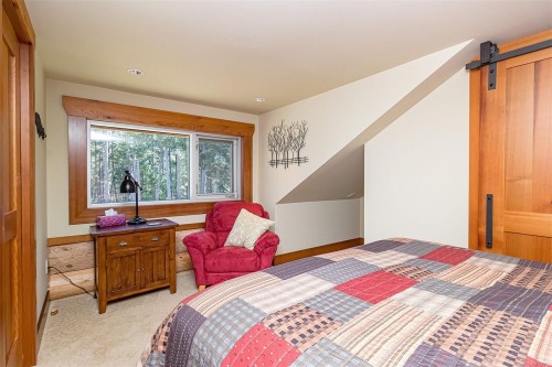 141 Mapleleaf Lane, Sidney Island, BC 