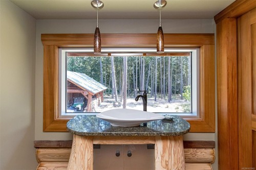 141 Mapleleaf Lane, Sidney Island, BC 