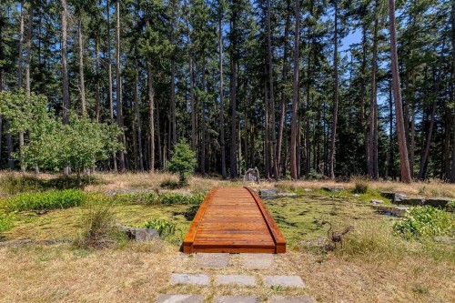 141 Mapleleaf Lane, Sidney Island, BC 