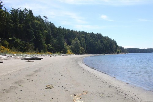 141 Mapleleaf Lane, Sidney Island, BC 