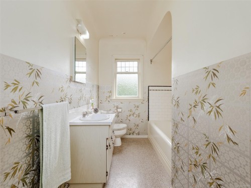 655 Linkleas Ave, Oak Bay, BC 