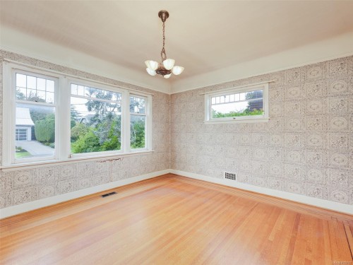 655 Linkleas Ave, Oak Bay, BC 