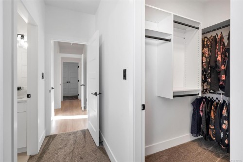 4356 Bains Mill Rd, Duncan, BC - Indoor Photo Showing Other Room