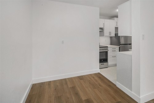 303-2095 Oak Bay Ave, Oak Bay, BC - Indoor