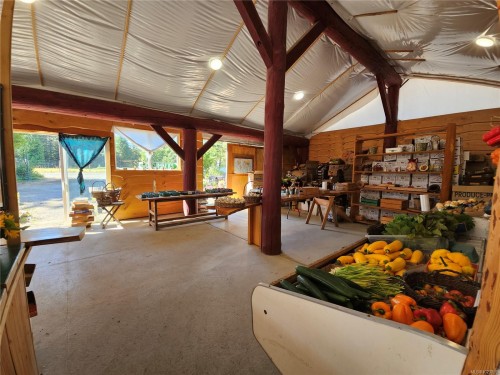 2156 Coleman Rd, Courtenay, BC 