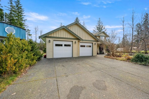 2156 Coleman Rd, Courtenay, BC 