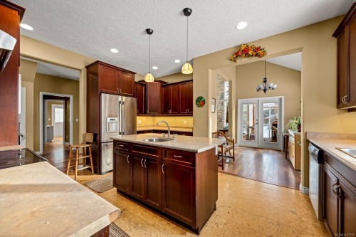 2156 Coleman Rd, Courtenay, BC 