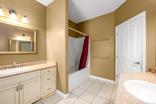 2156 Coleman Rd, Courtenay, BC 