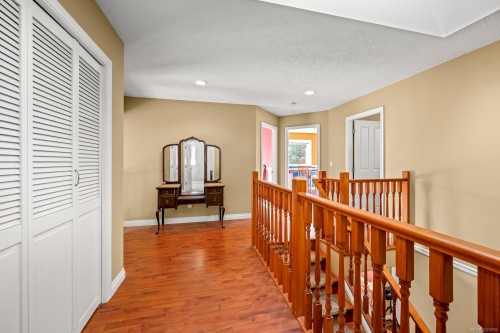 2156 Coleman Rd, Courtenay, BC 