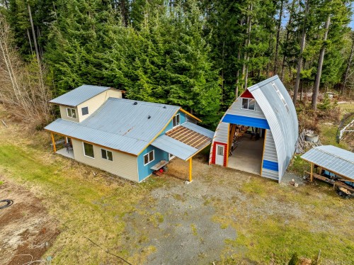2156 Coleman Rd, Courtenay, BC 
