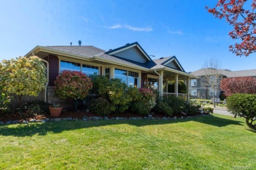 602 Steele Pl, Ladysmith, BC 