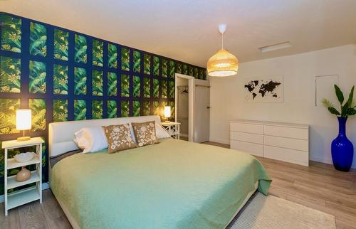 4179 Ashe Crescent, Scotch Creek, BC - Indoor Photo Showing Bedroom