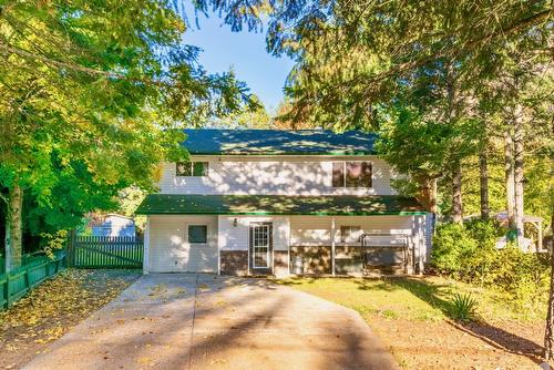 4179 Ashe Crescent, Scotch Creek, BC - Outdoor