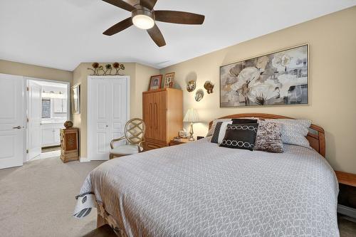 107-3880 Brown Road, West Kelowna, BC - Indoor Photo Showing Bedroom