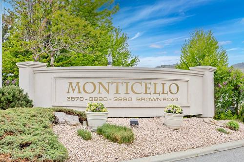 107-3880 Brown Road, West Kelowna, BC - Outdoor