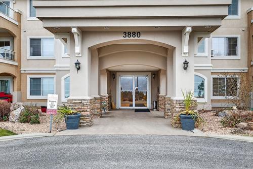 107-3880 Brown Road, West Kelowna, BC - Outdoor With Facade