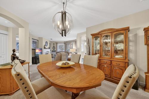 107-3880 Brown Road, West Kelowna, BC - Indoor Photo Showing Dining Room