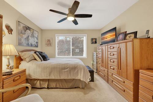 107-3880 Brown Road, West Kelowna, BC - Indoor Photo Showing Bedroom