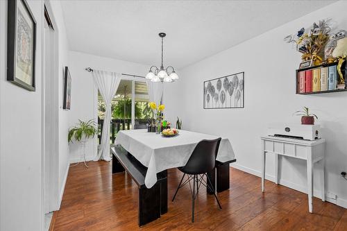 4671 Fordham Road, Kelowna, BC - Indoor Photo Showing Dining Room
