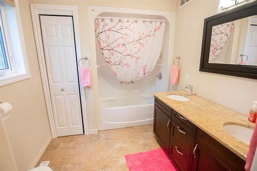 9 Biedler Way, Lac Du Bonnet Rm, MB 