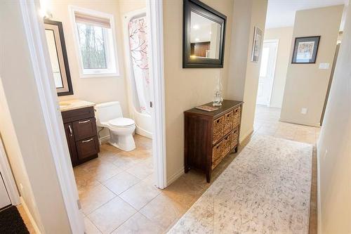 9 Biedler Way, Lac Du Bonnet Rm, MB 