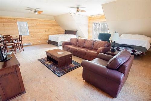 9 Biedler Way, Lac Du Bonnet Rm, MB 